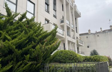 F4 COURBEVOIE