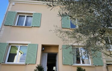 RUE DES LOUVETIERS
