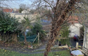 2 MAISONS EN UN TERRAIN